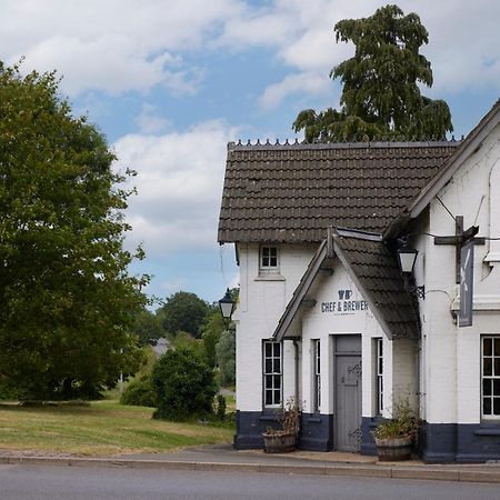 Hotel Crossroads By Chef & Brewer Collection Weedon Bec Exterior foto
