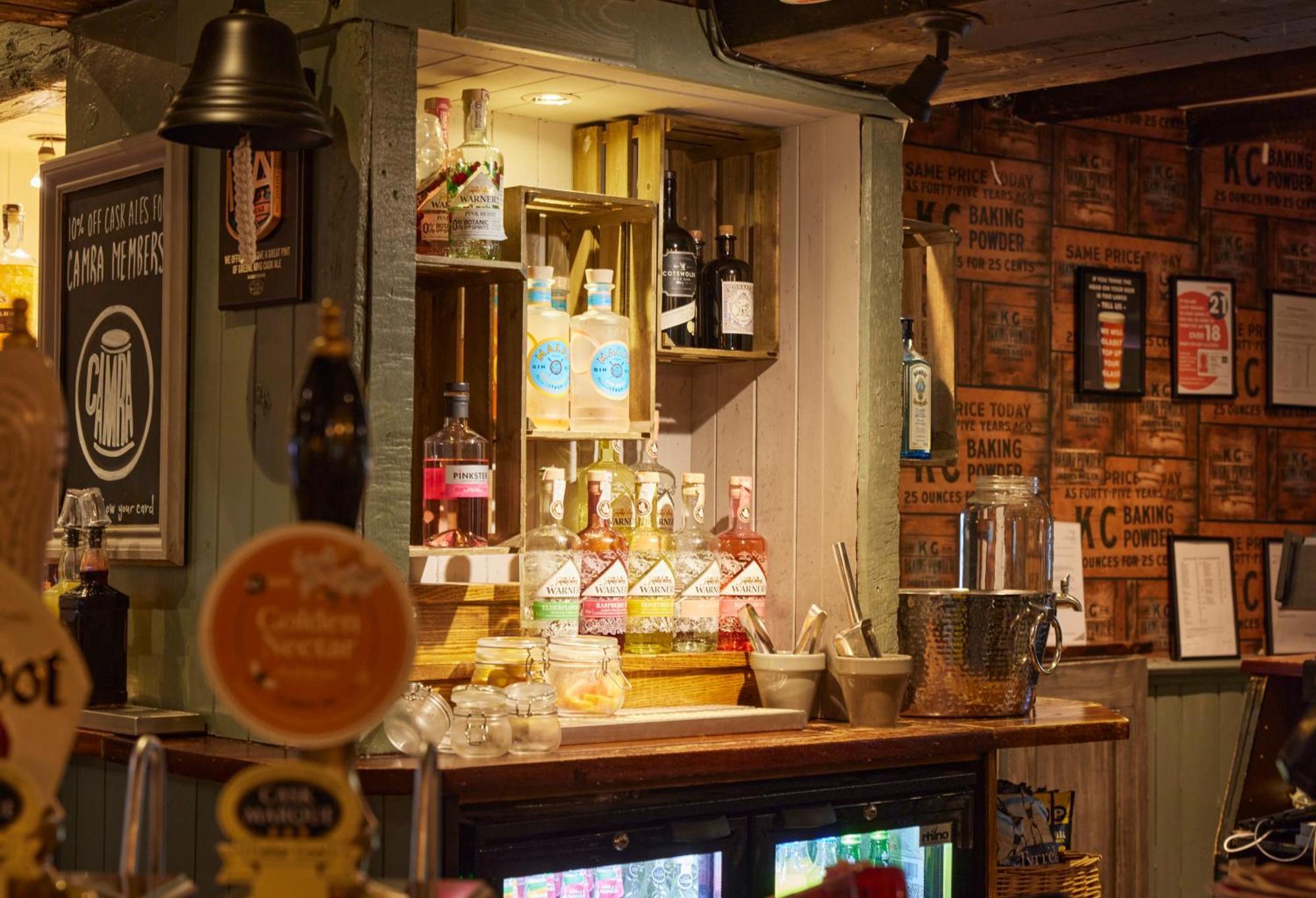 Hotel Crossroads By Chef & Brewer Collection Weedon Bec Exterior foto